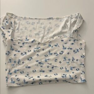 SHEIN Blue and White Floral Top